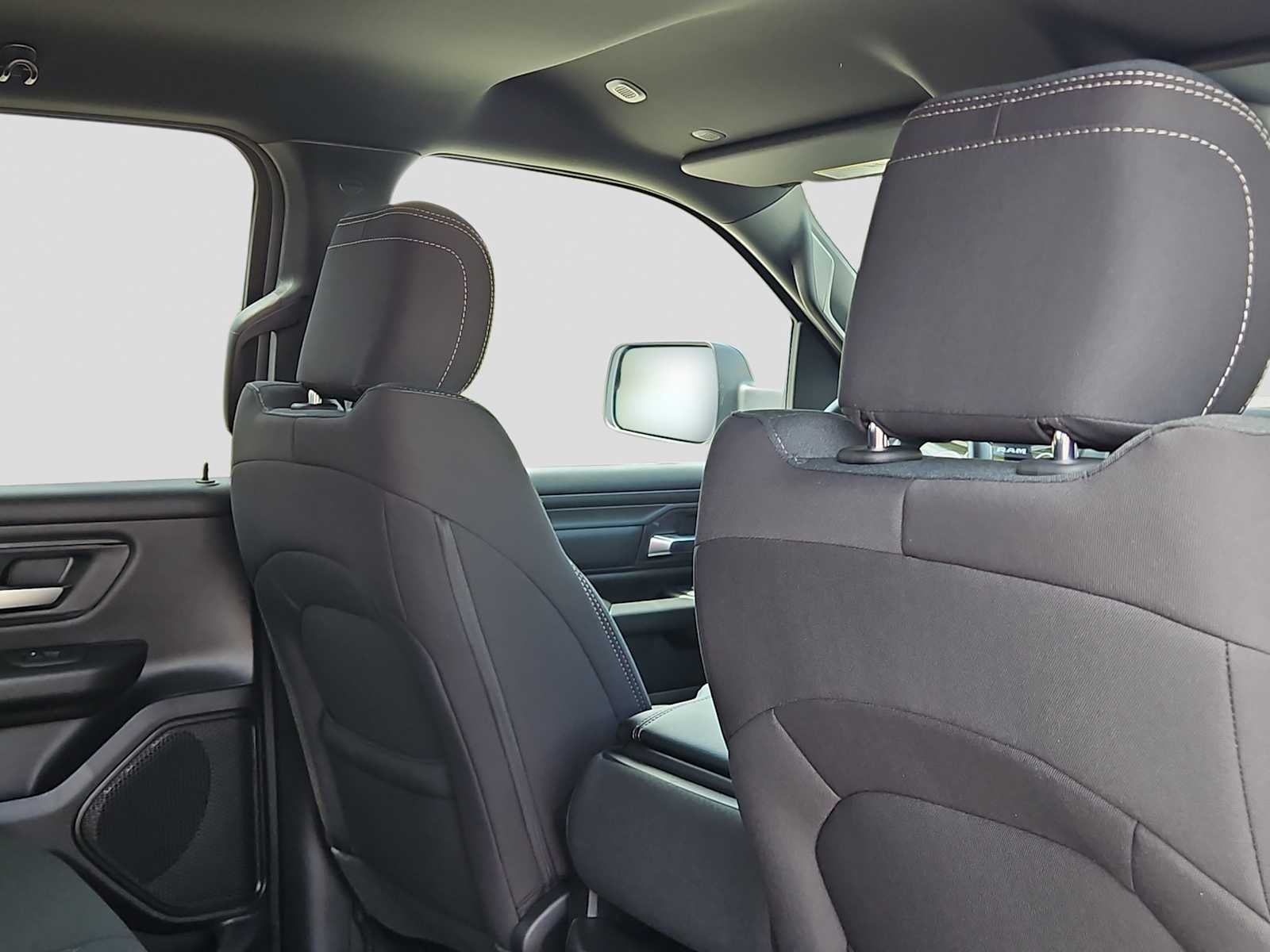 2026 RAM 1500 RAM 1500 EXPRESS CREW CAB 4X2 5'7' BOX