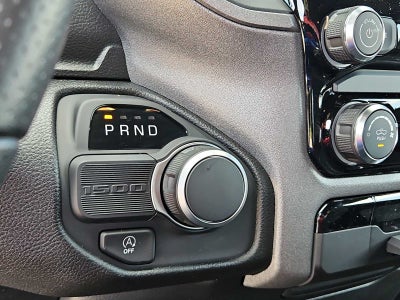 2026 RAM 1500 RAM 1500 EXPRESS CREW CAB 4X2 5'7' BOX