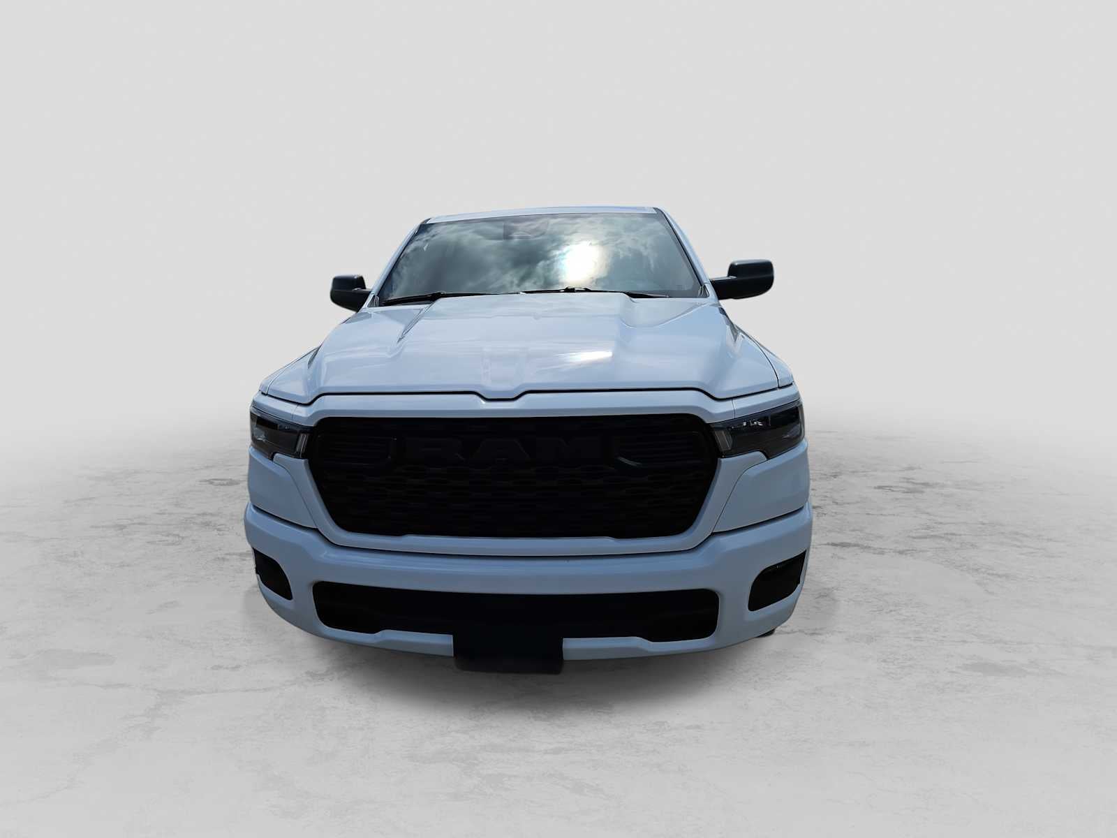 2026 RAM 1500 RAM 1500 EXPRESS CREW CAB 4X2 5'7' BOX