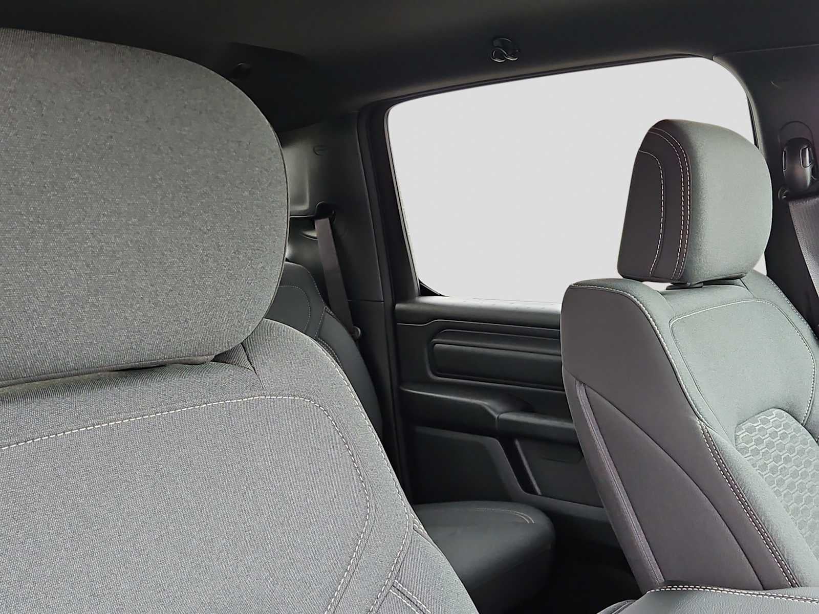 2026 RAM Ram 1500 RAM 1500 EXPRESS CREW CAB 4X2 5'7' BOX