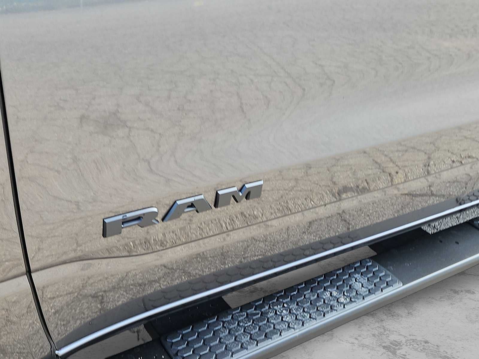 2026 RAM Ram 1500 RAM 1500 EXPRESS CREW CAB 4X2 5'7' BOX