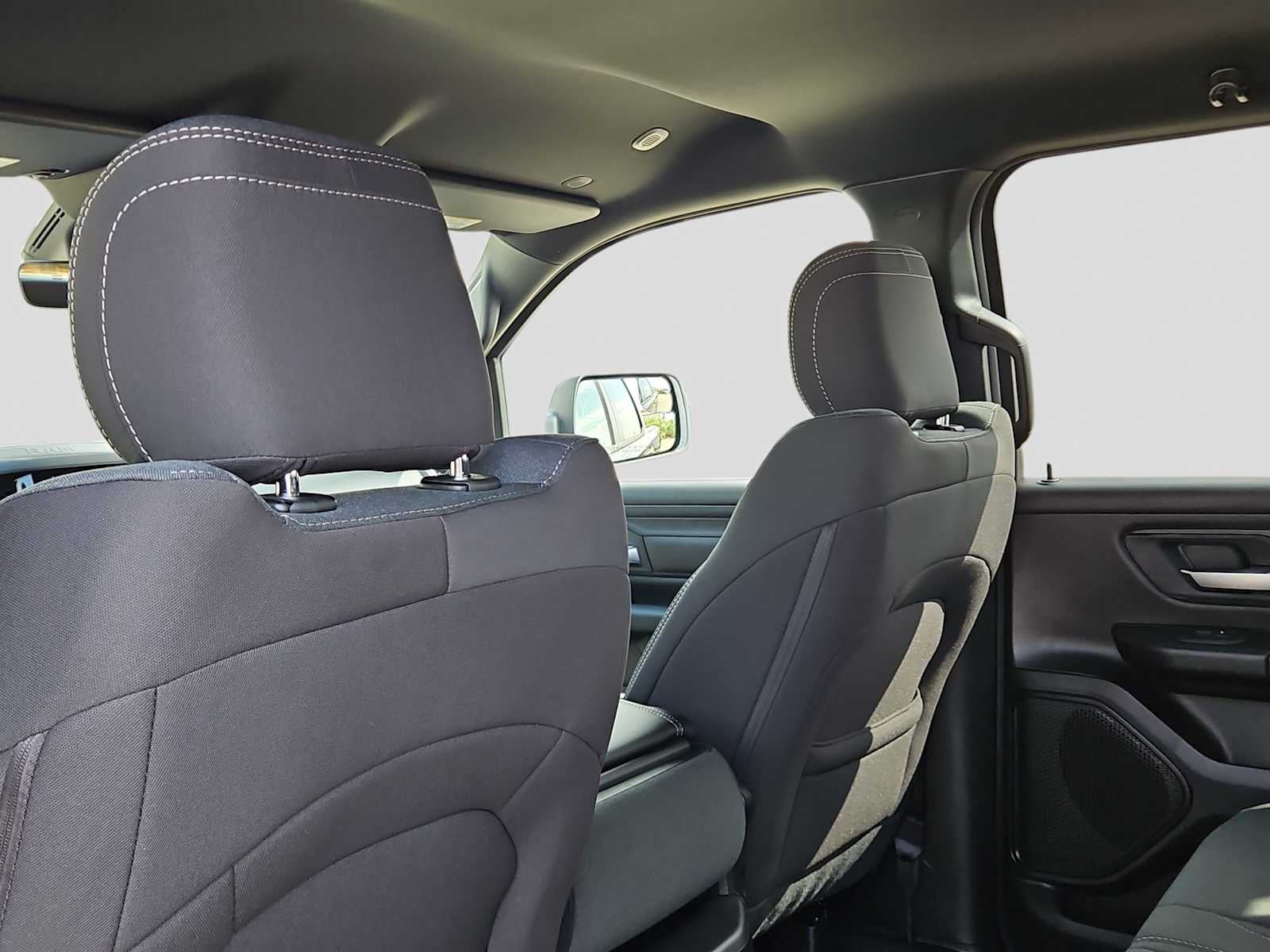 2026 RAM Ram 1500 RAM 1500 EXPRESS CREW CAB 4X2 5'7' BOX