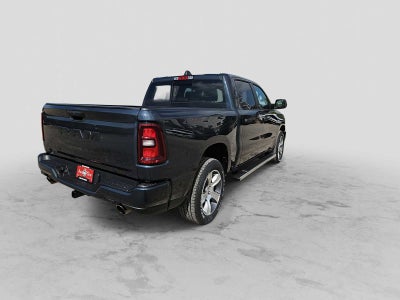 2026 RAM Ram 1500 RAM 1500 EXPRESS CREW CAB 4X2 5'7' BOX