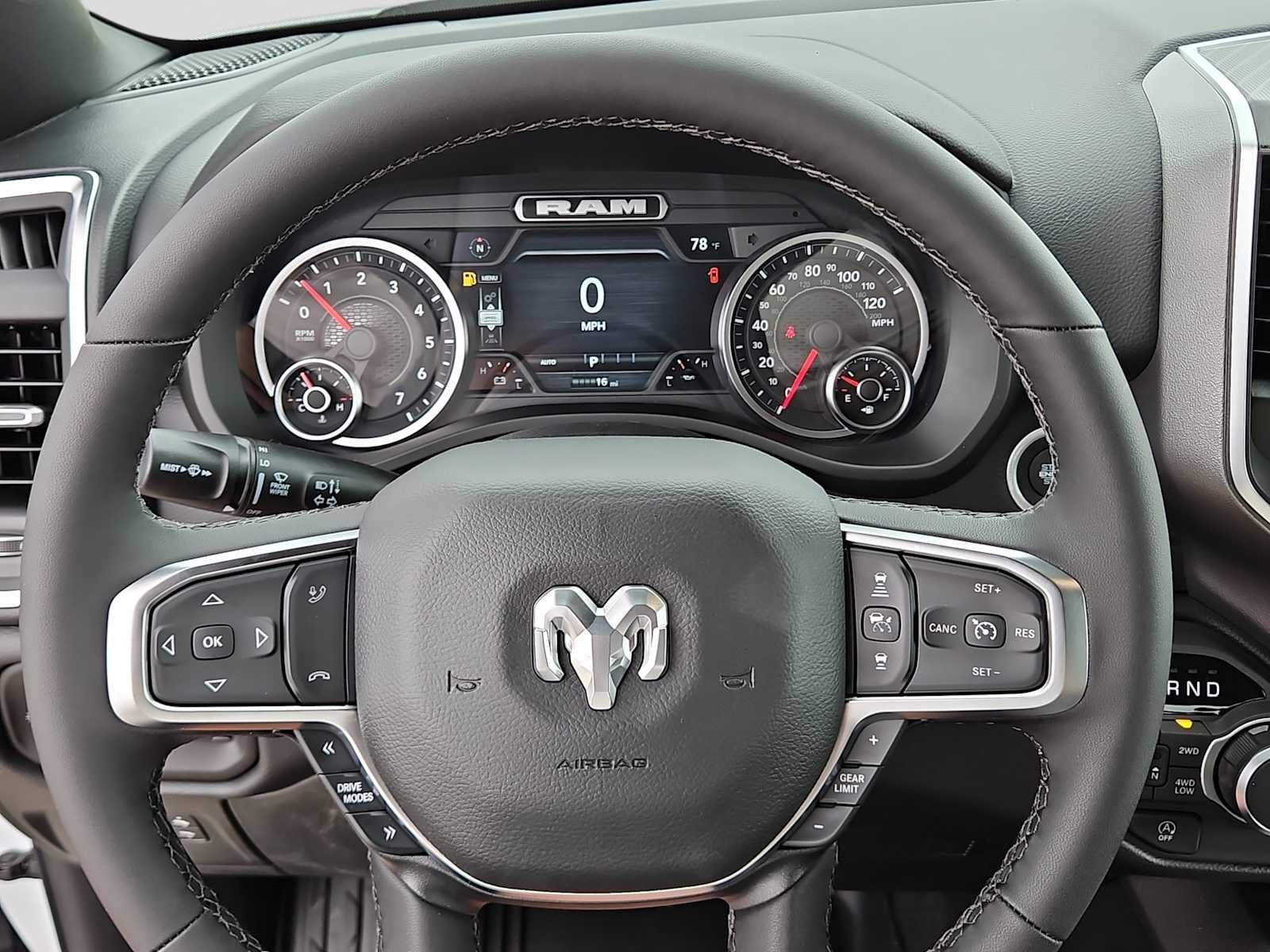 2026 RAM Ram 1500 RAM 1500 LONE STAR CREW CAB 4X4 5'7' BOX