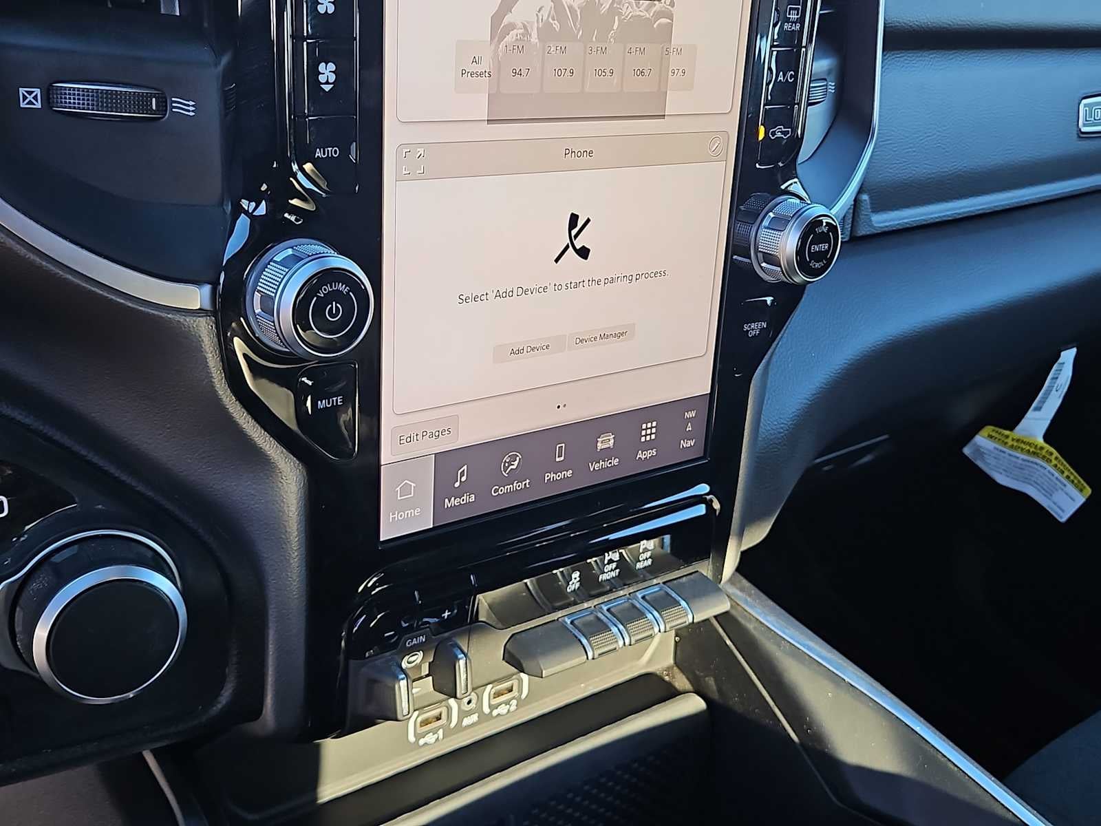 2026 RAM Ram 1500 RAM 1500 LONE STAR CREW CAB 4X4 5'7' BOX