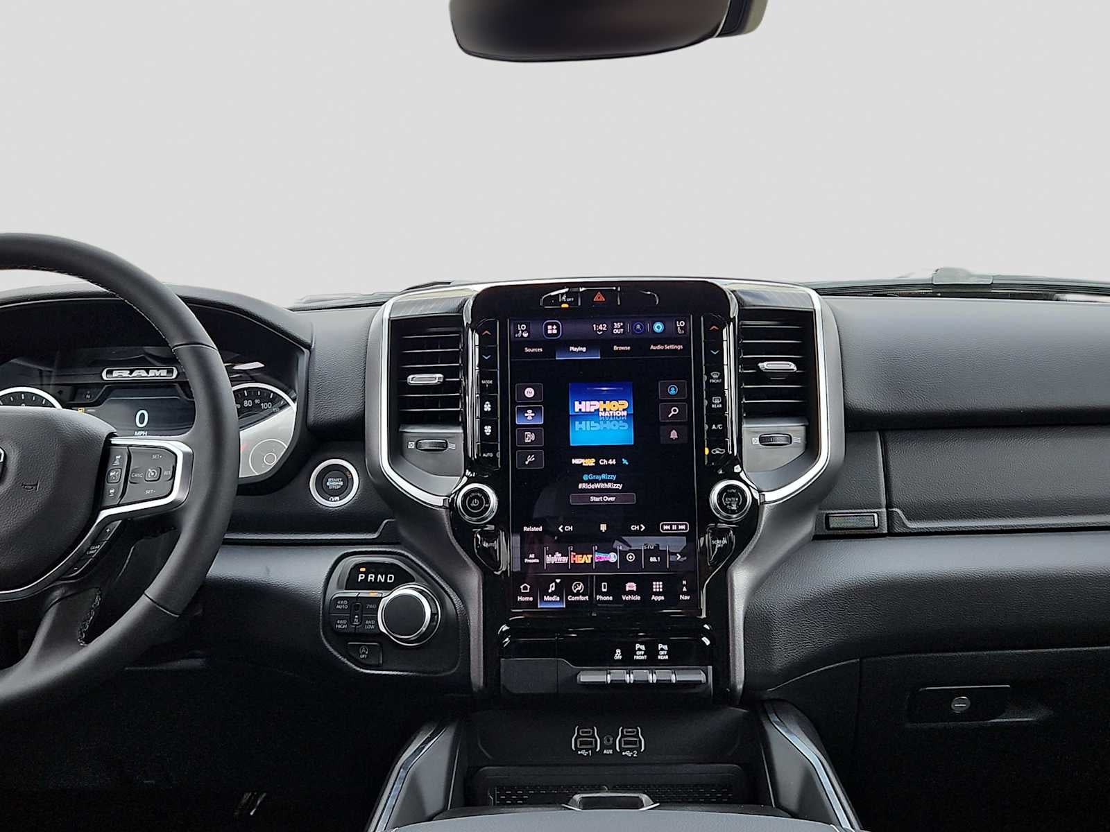 2026 RAM Ram 1500 RAM 1500 LONE STAR CREW CAB 4X4 5'7' BOX