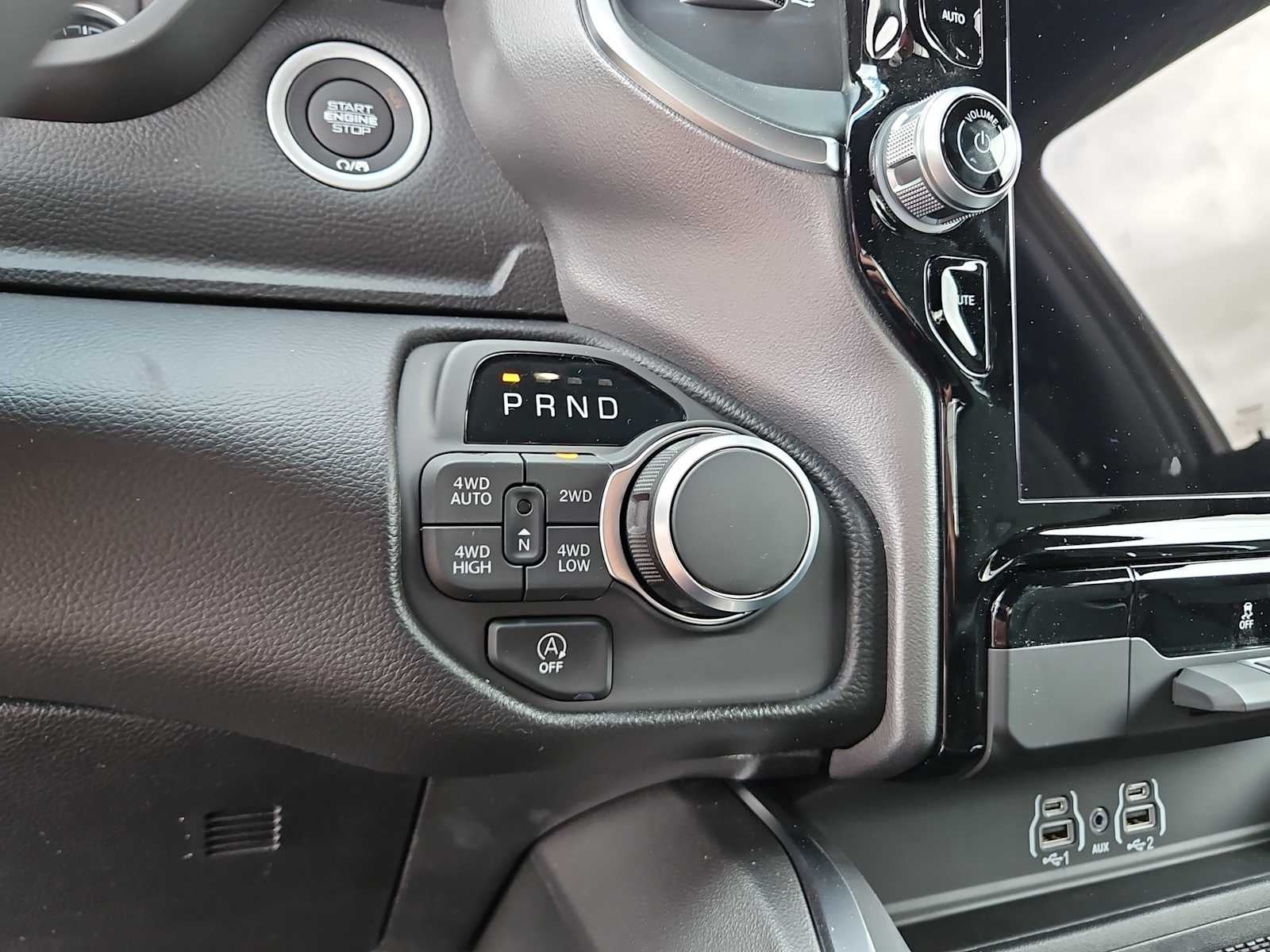 2026 RAM Ram 1500 RAM 1500 LONE STAR CREW CAB 4X4 5'7' BOX