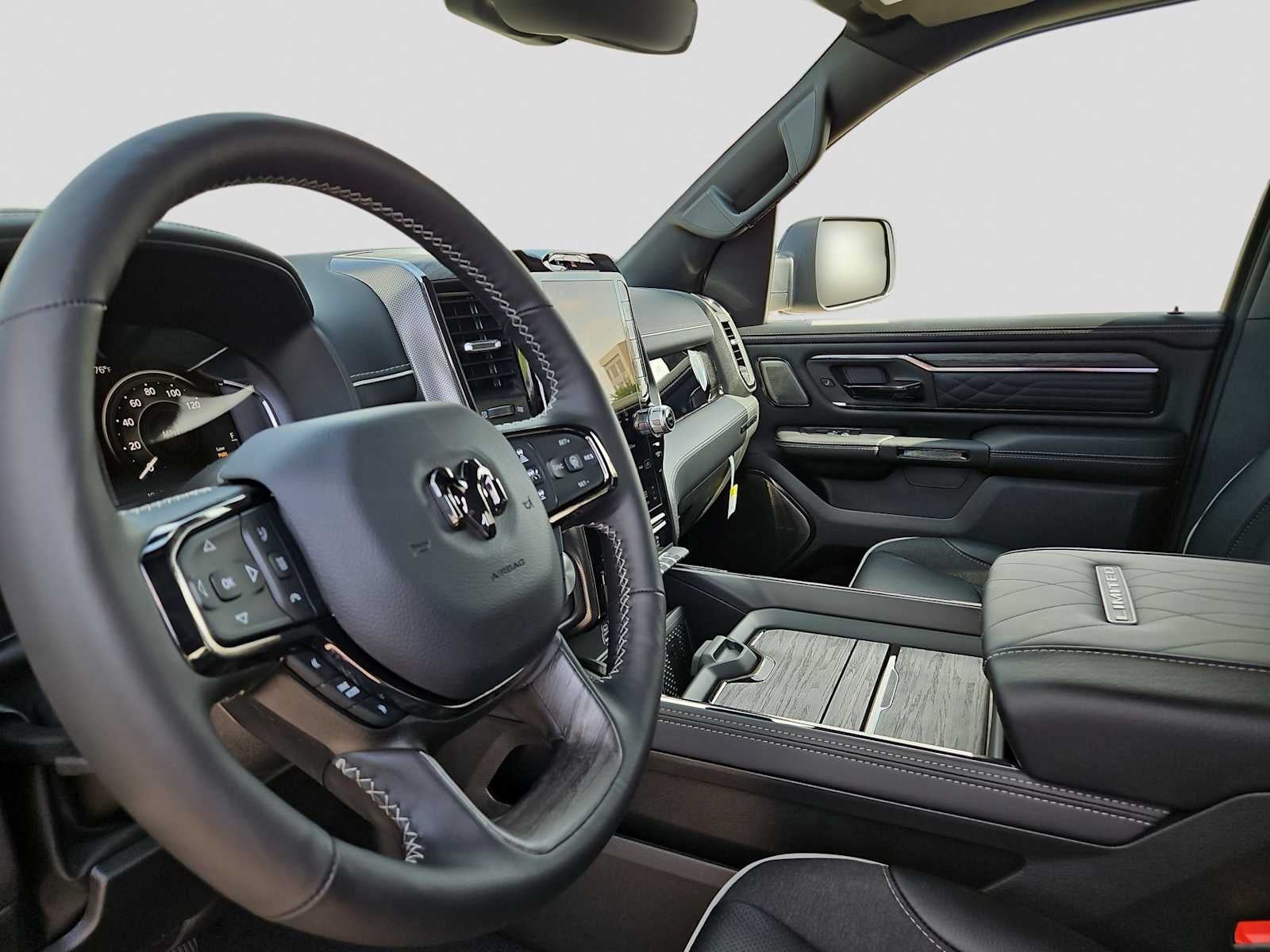 2026 RAM Ram 1500 RAM 1500 LIMITED CREW CAB 4X4 5'7' BOX