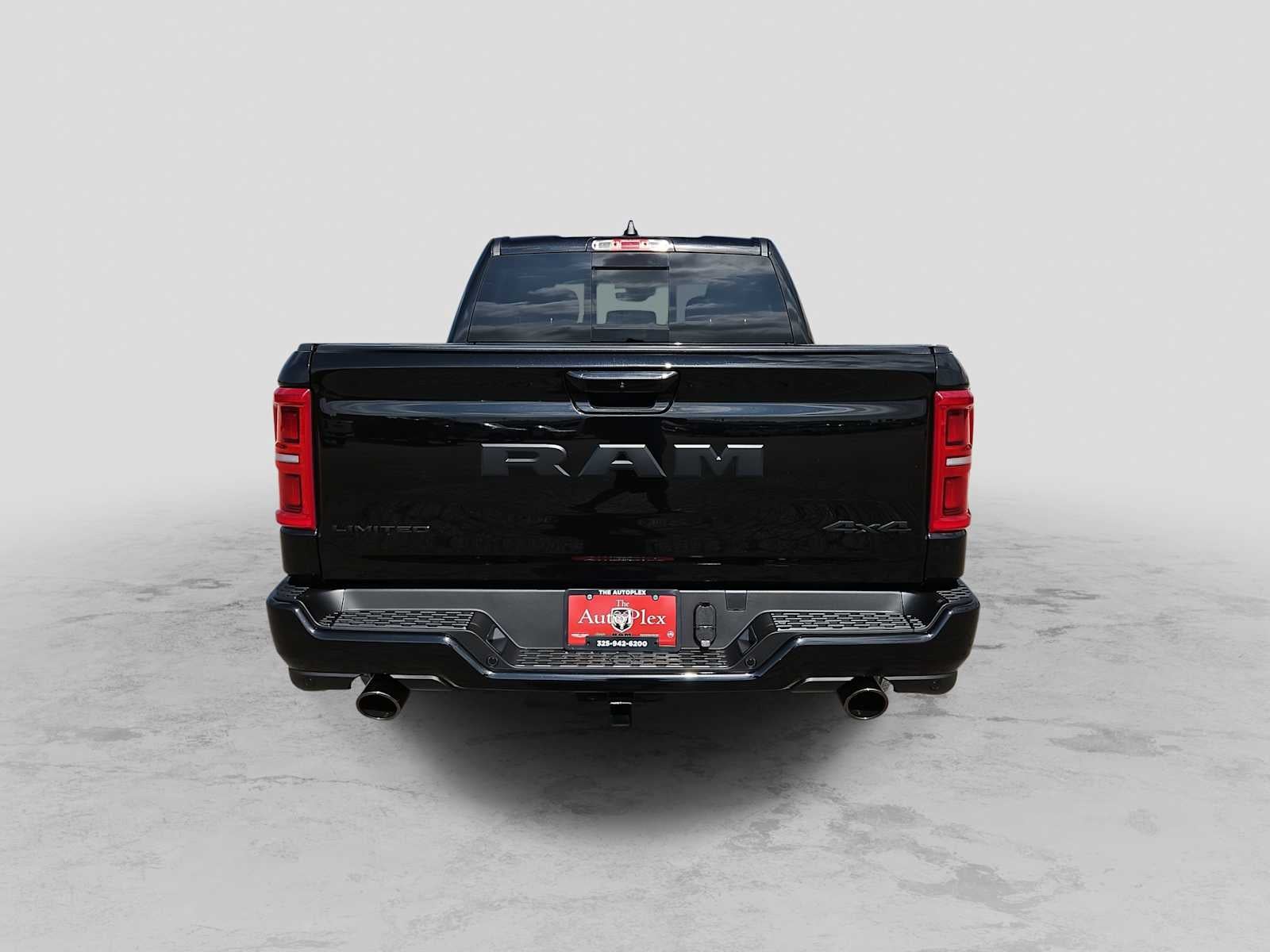2026 RAM Ram 1500 RAM 1500 LIMITED CREW CAB 4X4 5'7' BOX