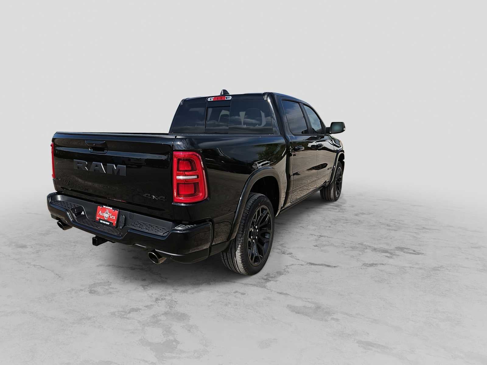 2026 RAM Ram 1500 RAM 1500 LIMITED CREW CAB 4X4 5'7' BOX