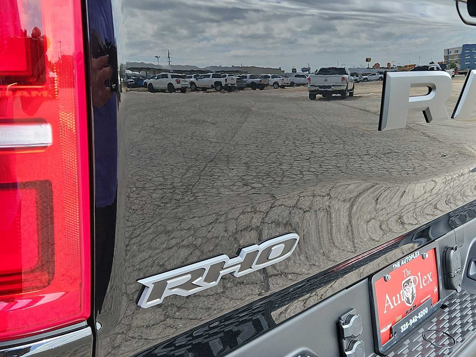 2026 RAM Ram 1500 RAM 1500 RHO CREW CAB 4X4 5'7' BOX
