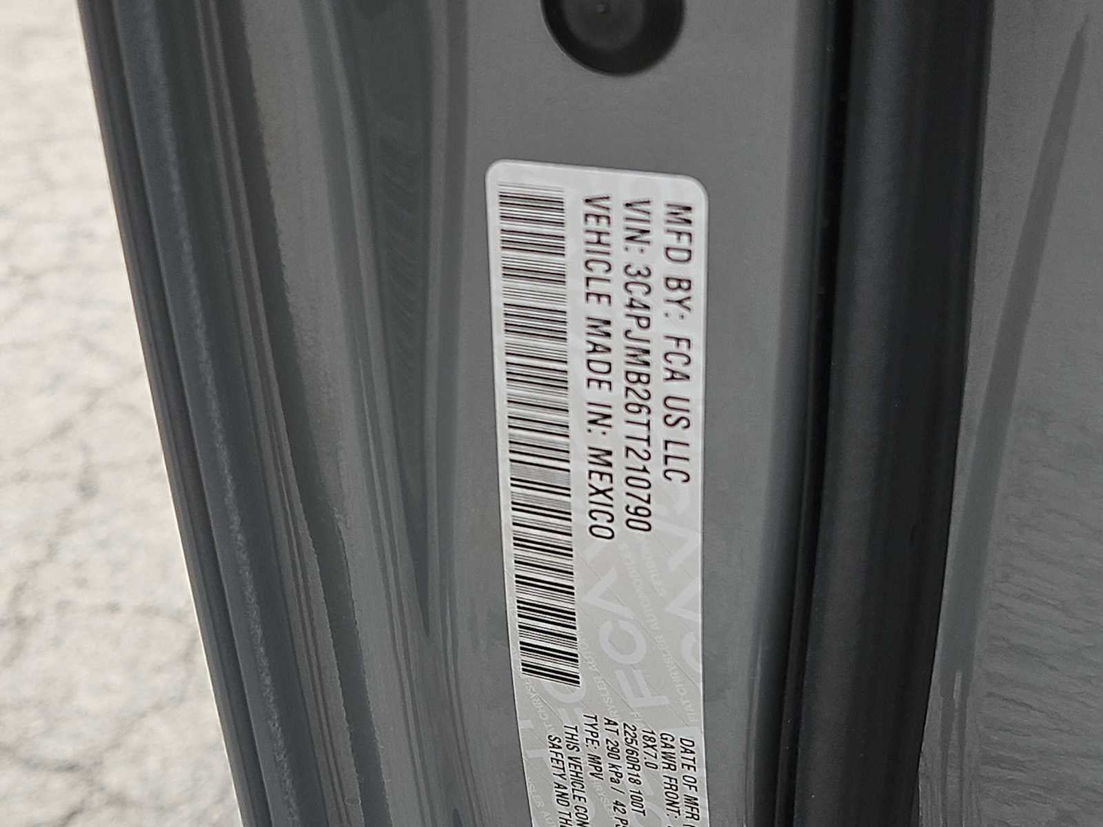 2026 Jeep Cherokee CHEROKEE LAREDO 4X4