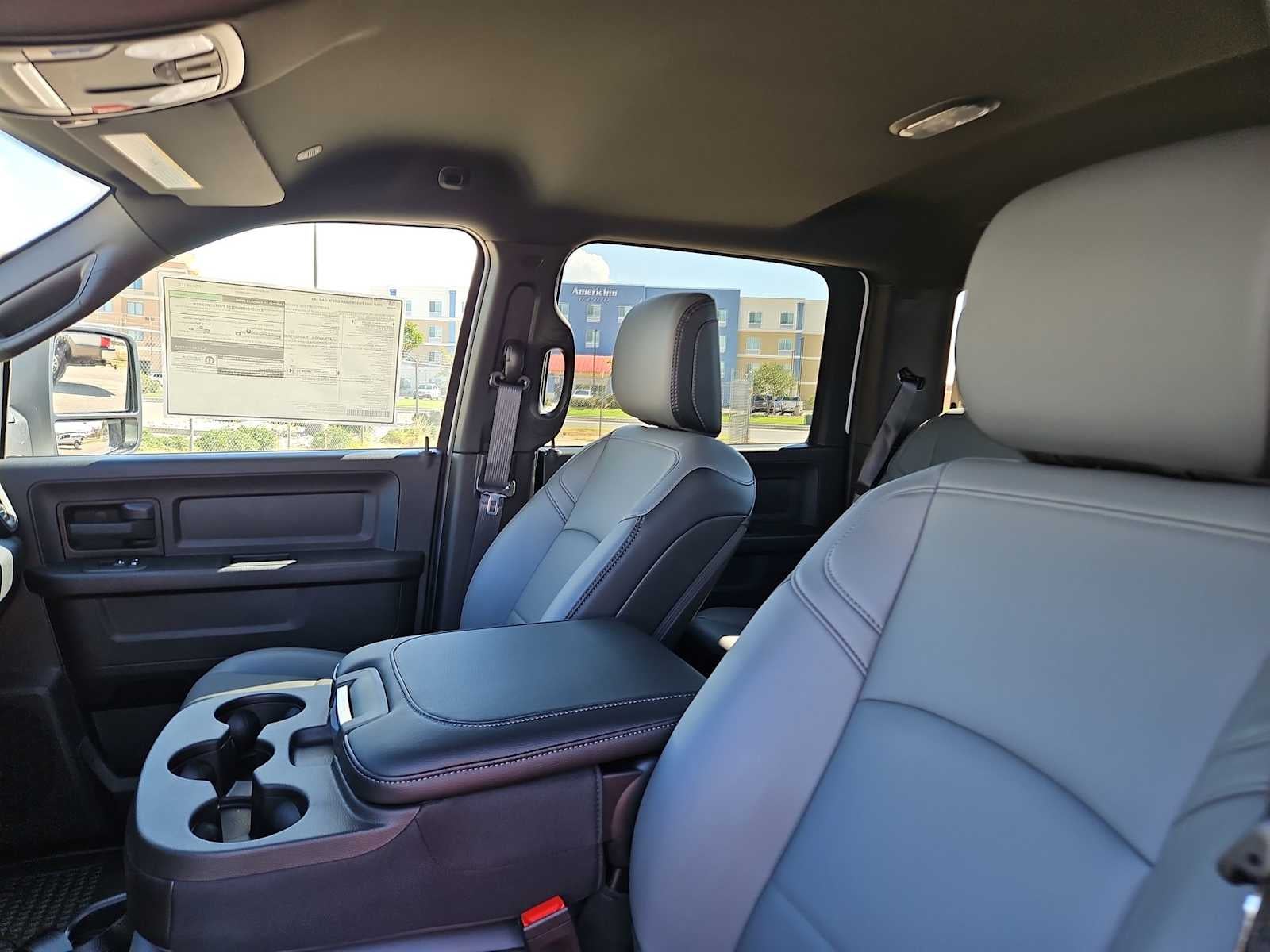 2026 RAM Ram 2500 RAM 2500 TRADESMAN CREW CAB 4X4 6'4' BOX