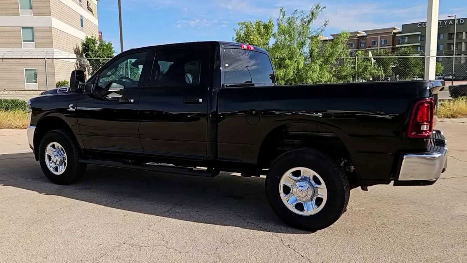 2026 RAM Ram 2500 RAM 2500 TRADESMAN CREW CAB 4X4 6'4' BOX