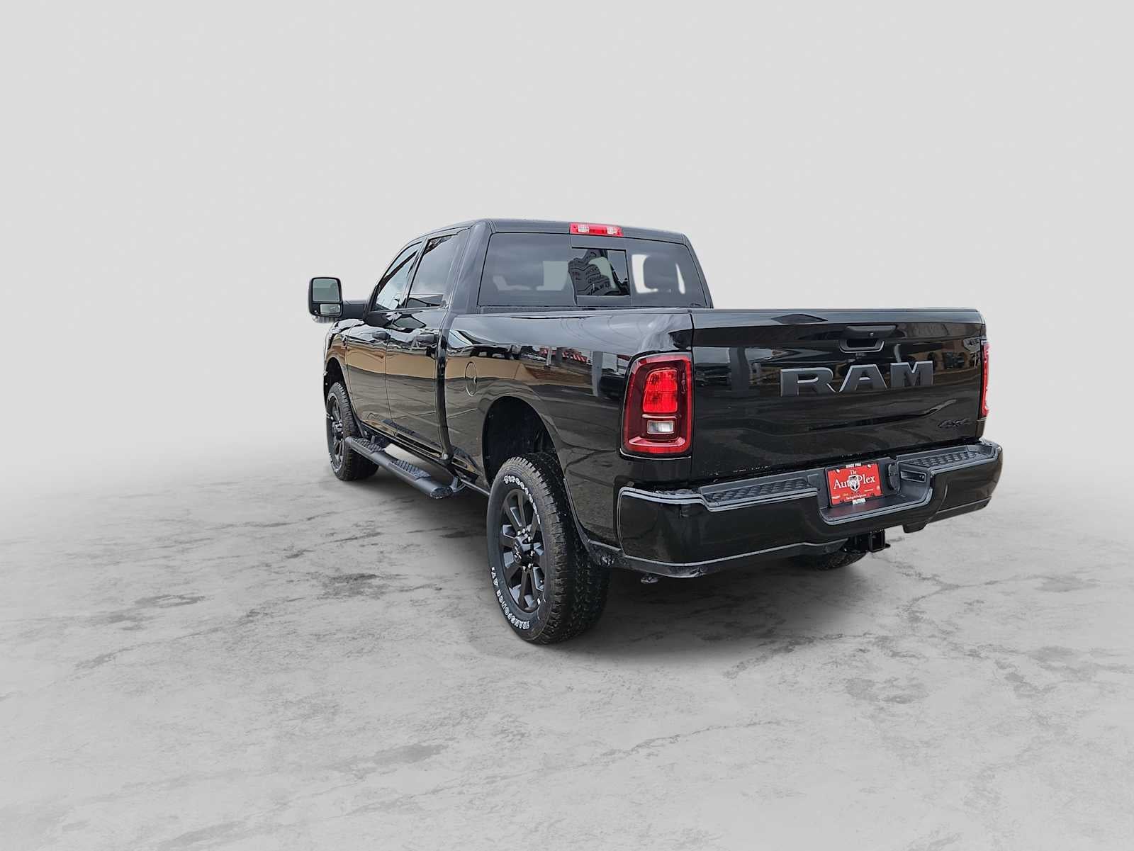 2026 RAM Ram 2500 RAM 2500 BLACK EXPRESS CREW CAB 4X4 6'4' BOX