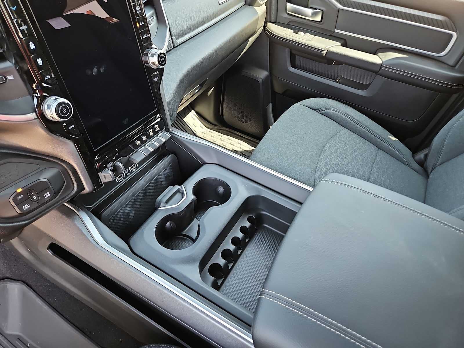 2026 RAM Ram 2500 RAM 2500 LONE STAR CREW CAB 4X4 6'4' BOX