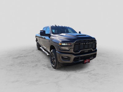 2026 RAM Ram 2500 RAM 2500 BLACK EXPRESS CREW CAB 4X4 8' BOX