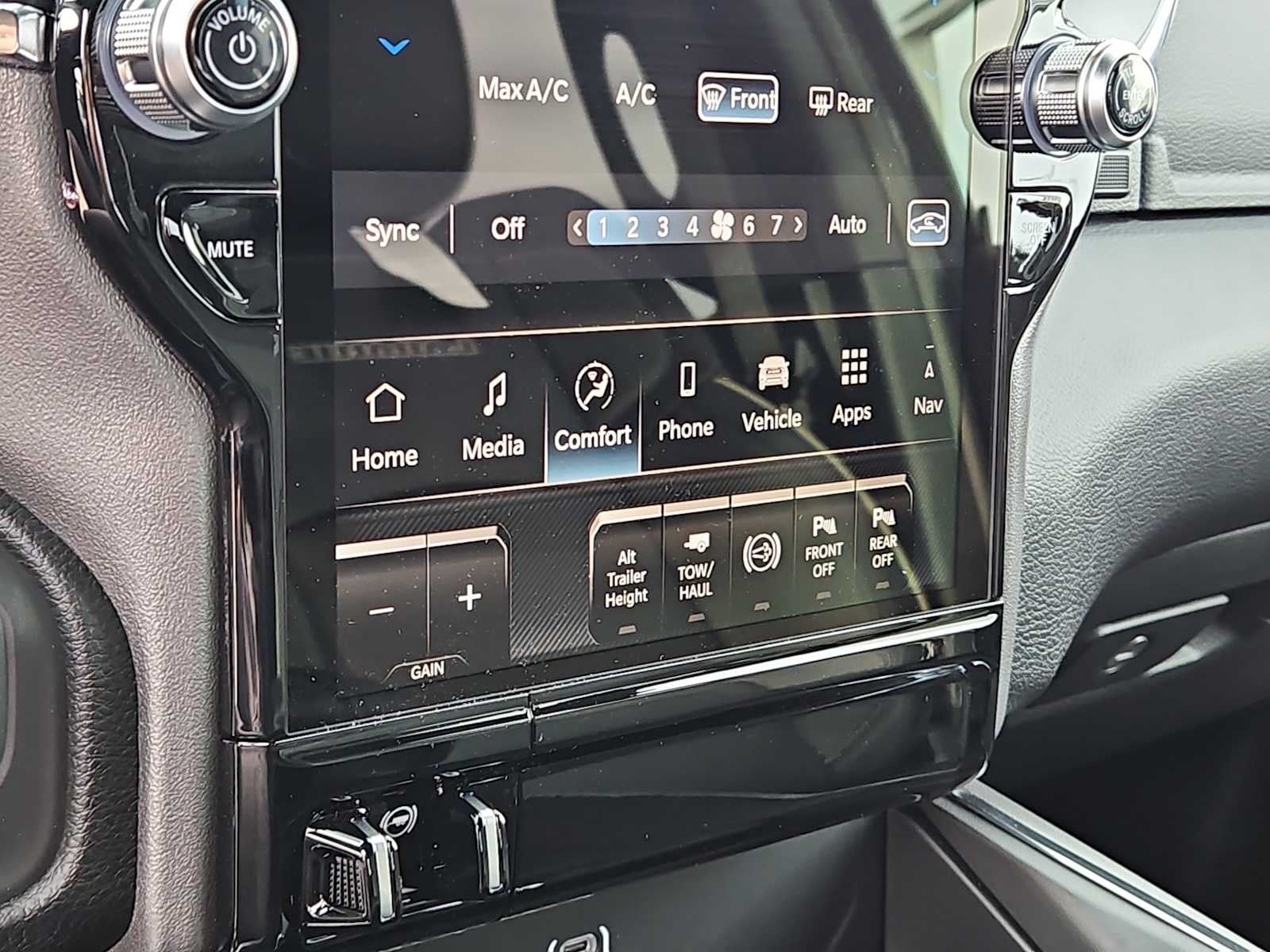 2026 RAM Ram 2500 RAM 2500 LARAMIE MEGA CAB 4X4 6'4' BOX