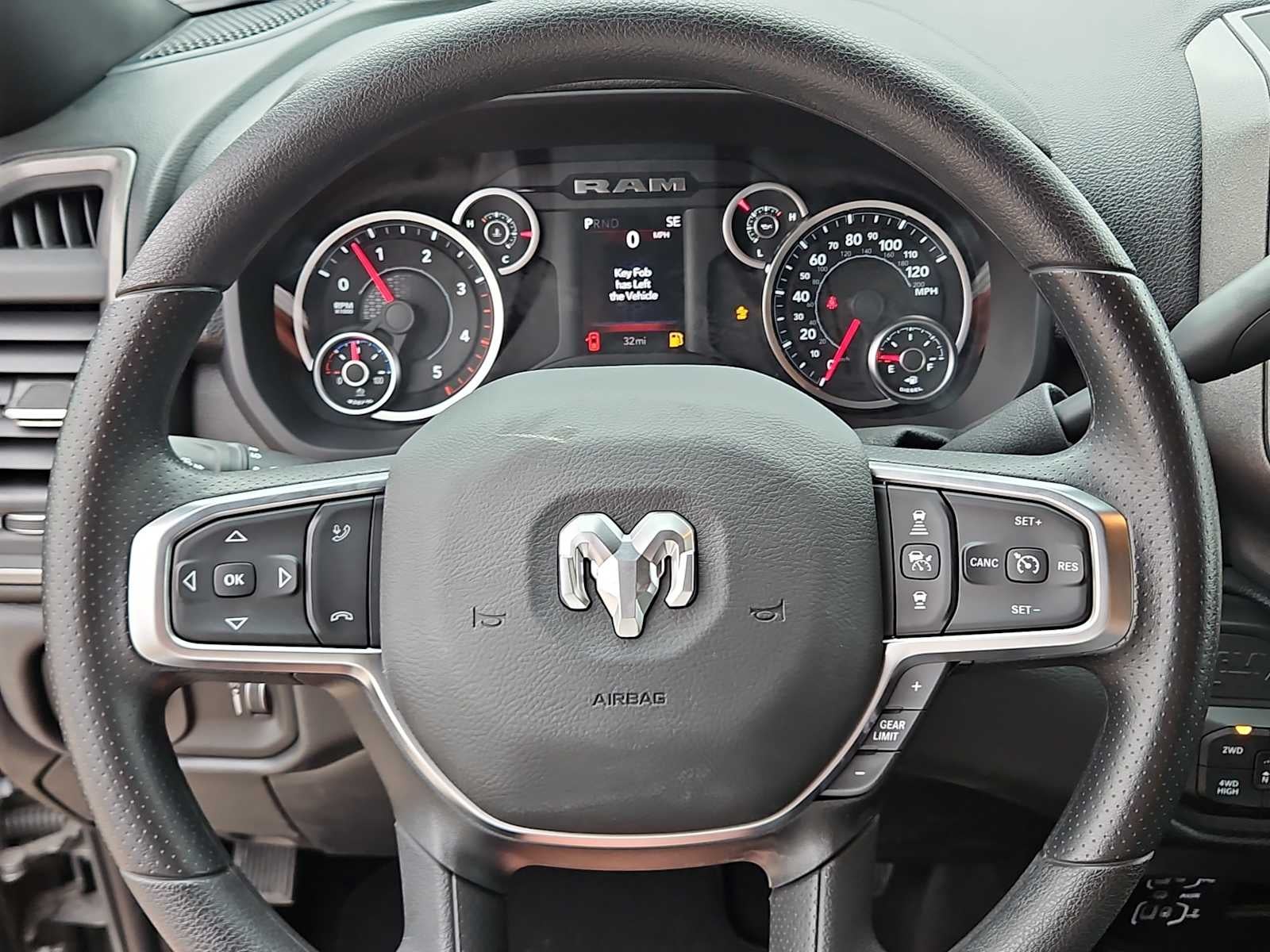 2026 RAM Ram 3500 RAM 3500 TRADESMAN CREW CAB 4X4 8' BOX