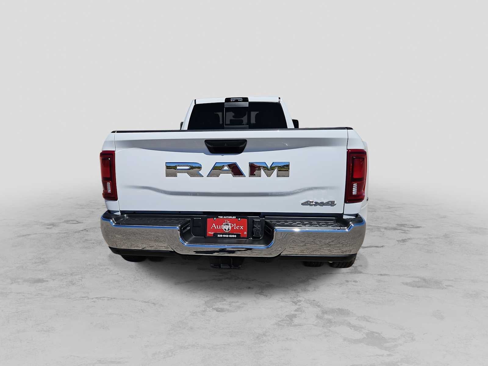 2026 RAM Ram 3500 RAM 3500 TRADESMAN CREW CAB 4X4 8' BOX