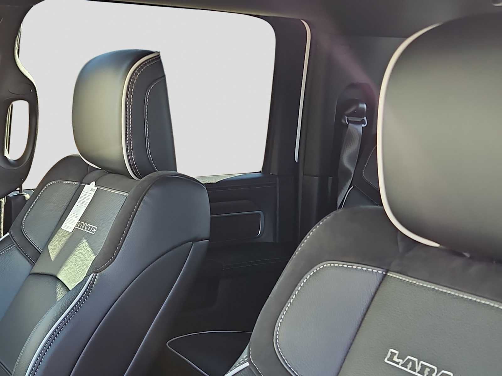 2026 RAM Ram 3500 RAM 3500 LARAMIE MEGA CAB 4X4 6'4' BOX