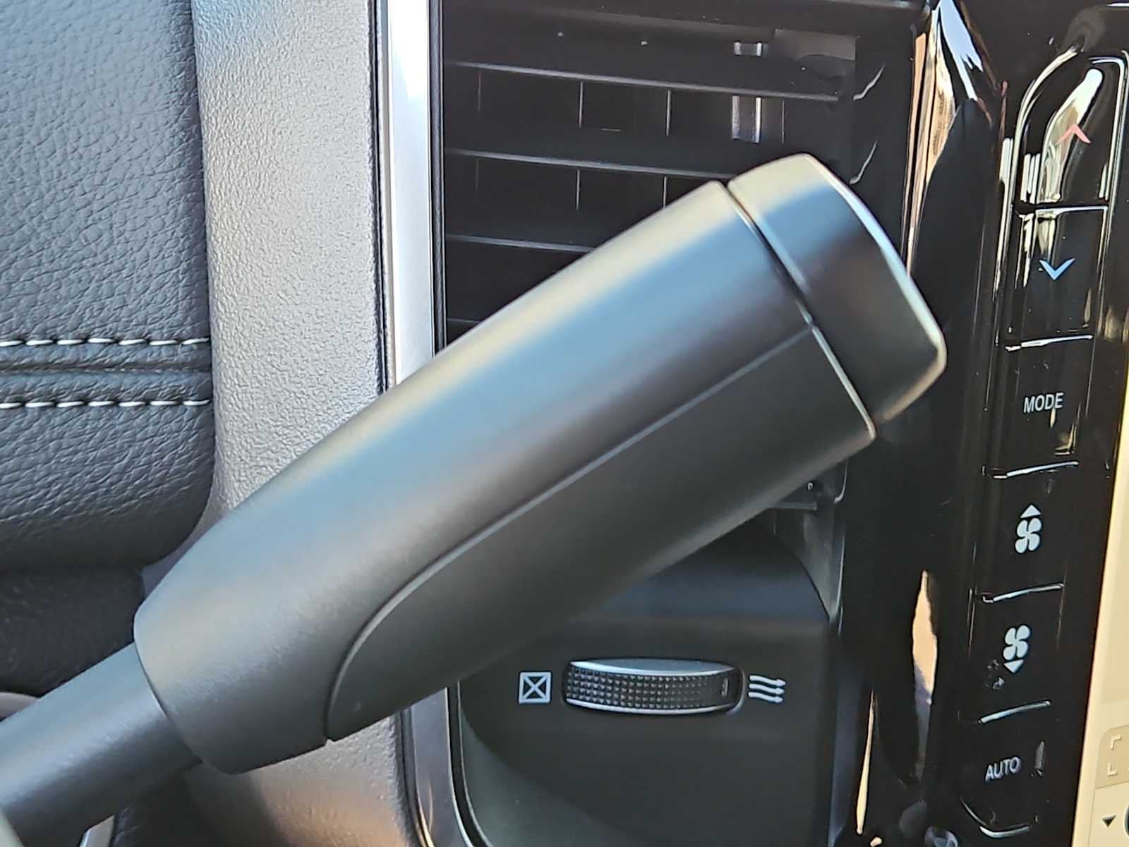 2026 RAM Ram 3500 RAM 3500 LARAMIE MEGA CAB 4X4 6'4' BOX