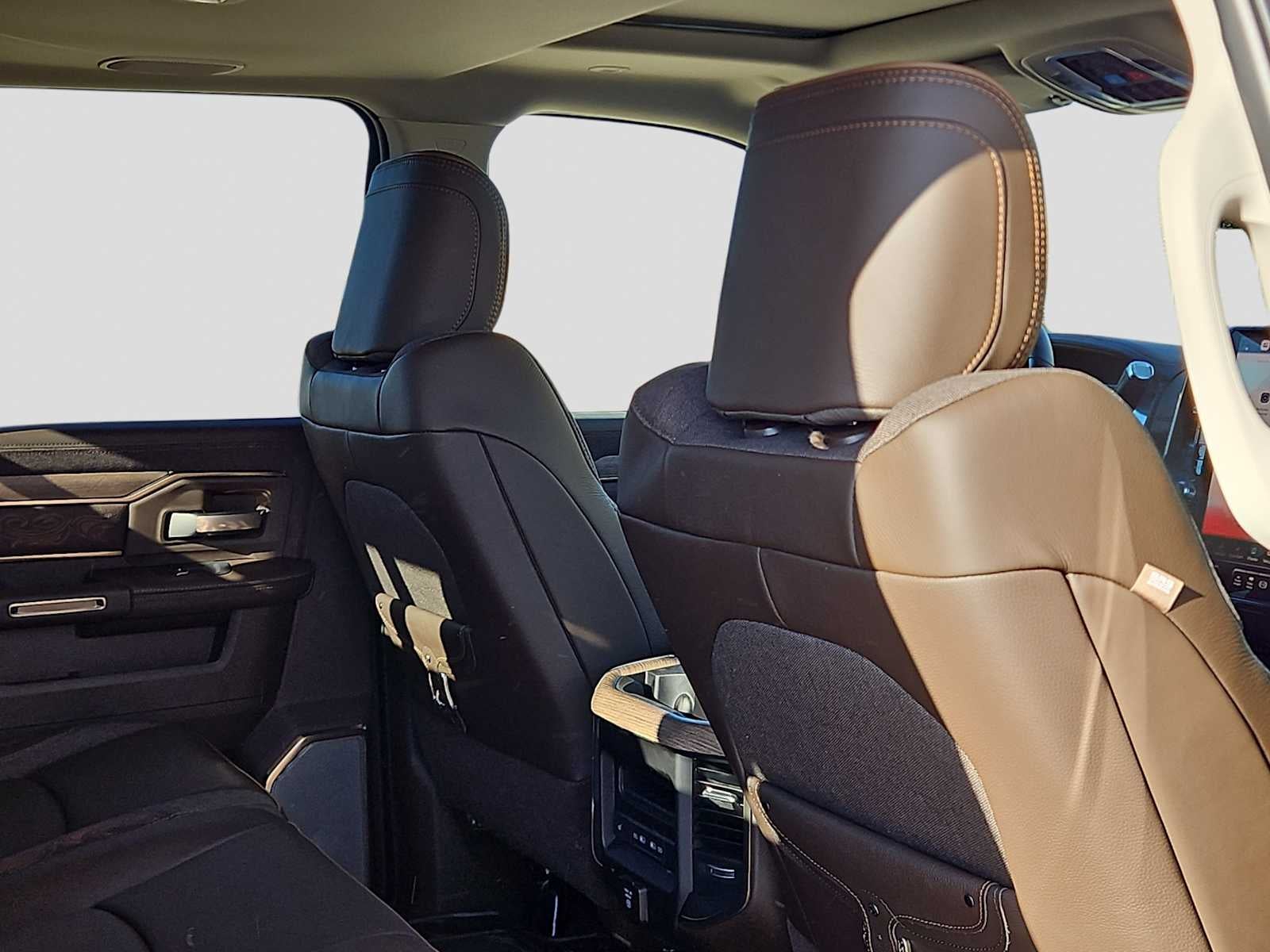 2026 RAM Ram 3500 RAM 3500 LIMITED LONGHORN MEGA CAB 4X4 6'4' BOX