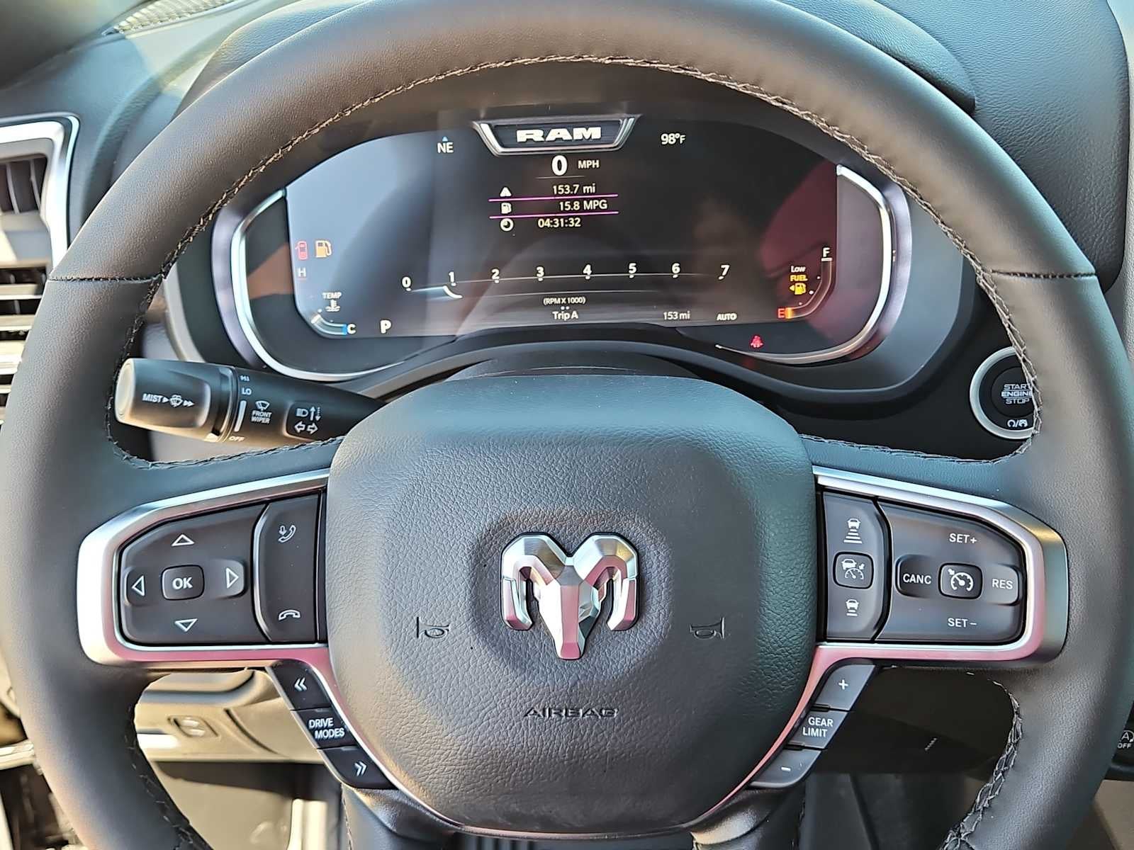 2026 RAM Ram 1500 RAM 1500 LONE STAR CREW CAB 4X2 5'7' BOX