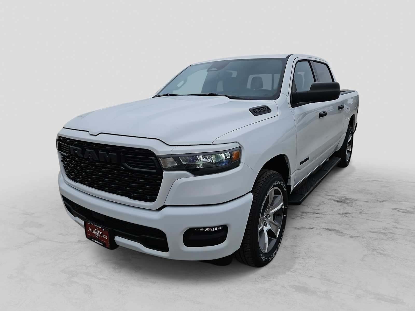 2026 RAM Ram 1500 RAM 1500 EXPRESS CREW CAB 4X2 5'7' BOX