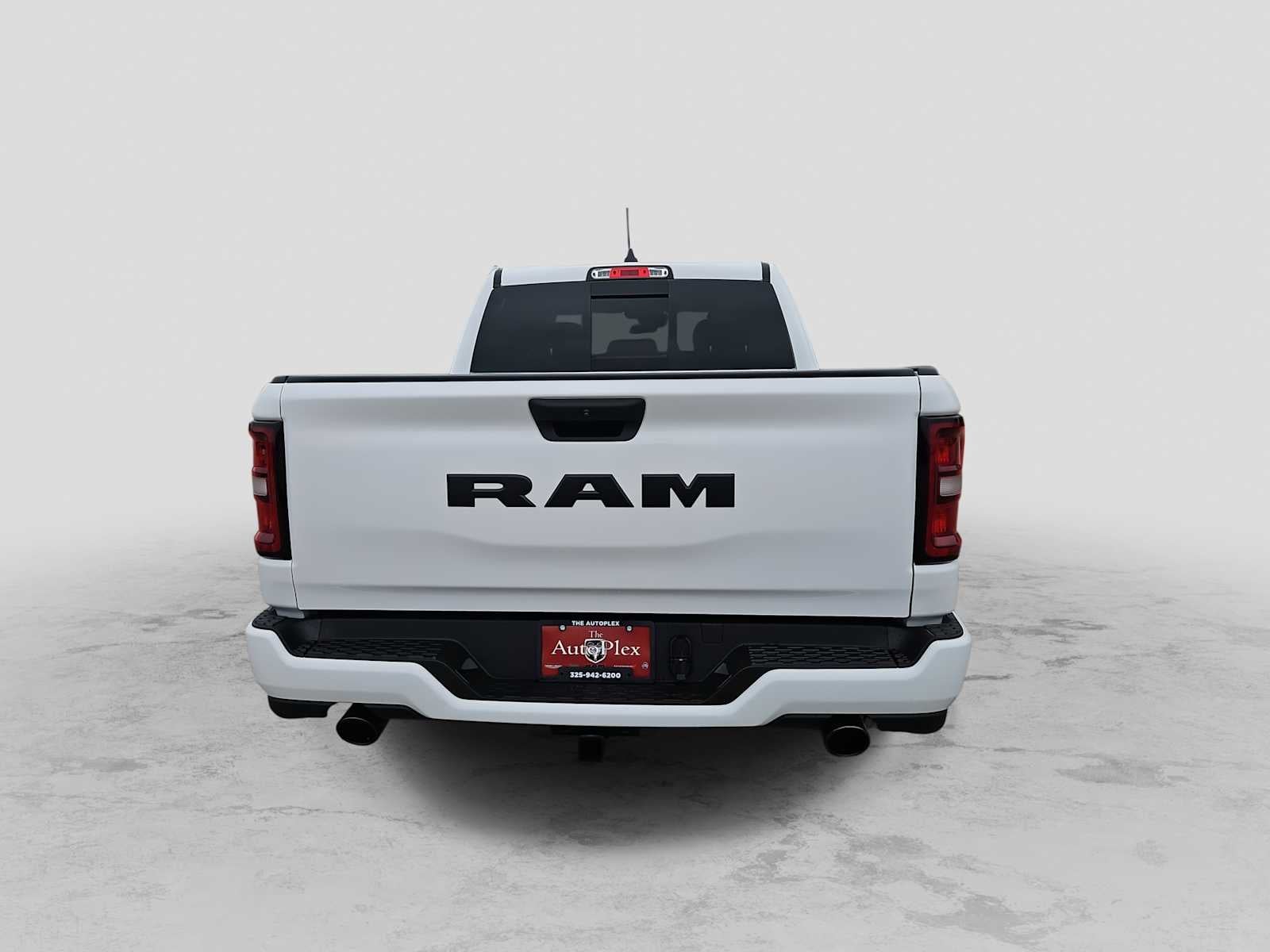 2026 RAM Ram 1500 RAM 1500 EXPRESS CREW CAB 4X2 5'7' BOX