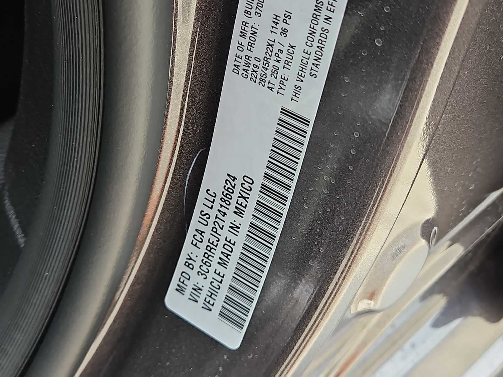 2026 RAM Ram 1500 RAM 1500 LARAMIE CREW CAB 4X2 5'7' BOX