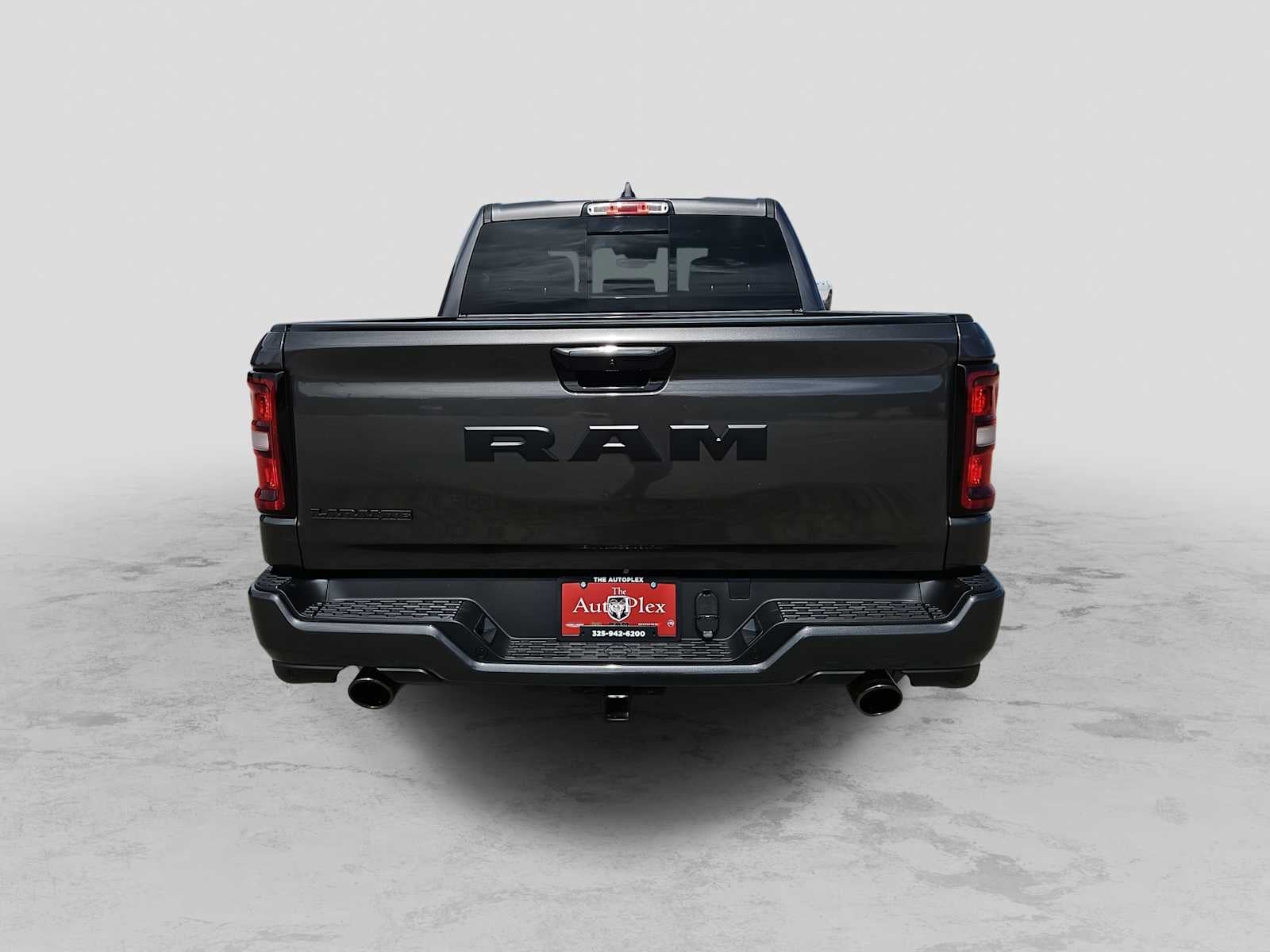 2026 RAM Ram 1500 RAM 1500 LARAMIE CREW CAB 4X2 5'7' BOX