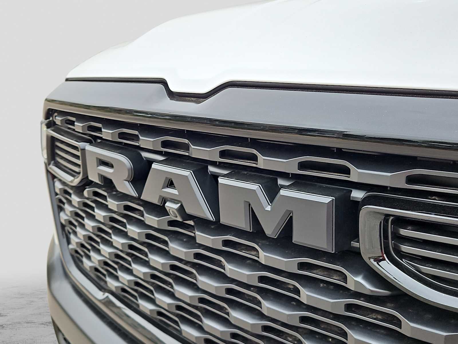 2026 RAM 1500 RAM 1500 WARLOCK CREW CAB 4X4 5'7' BOX