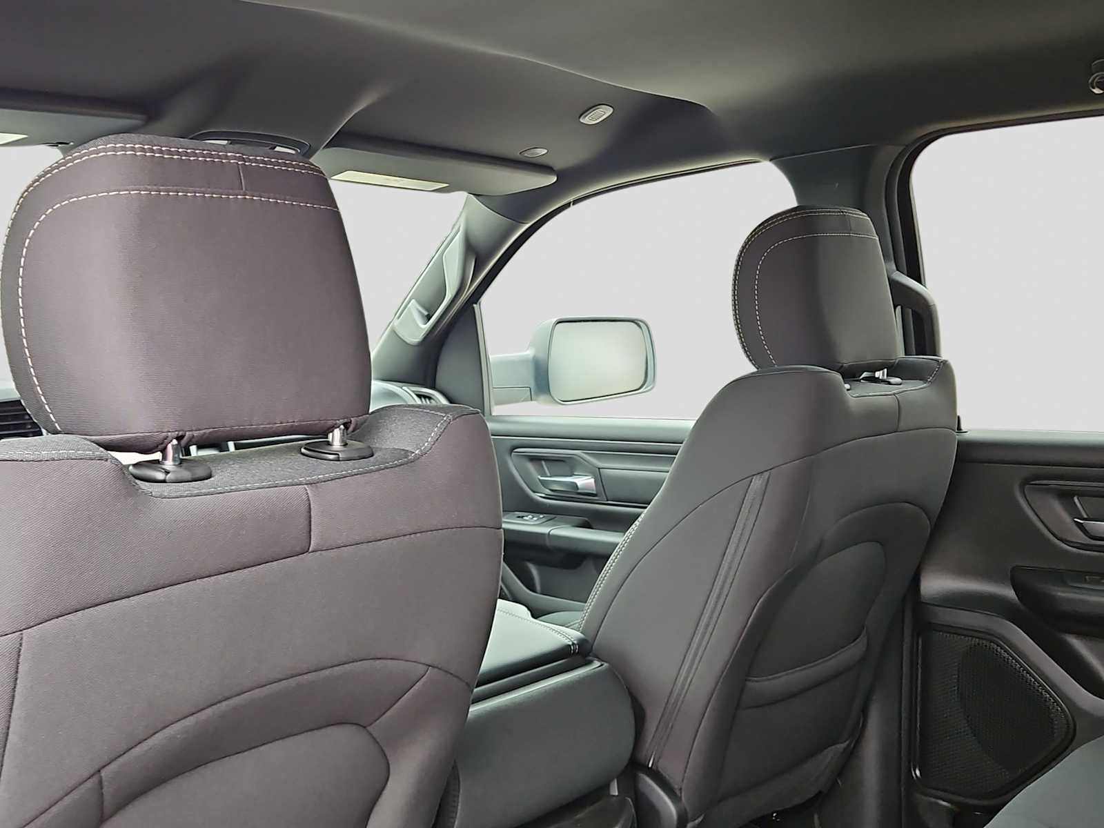 2026 RAM 1500 RAM 1500 WARLOCK CREW CAB 4X4 5'7' BOX