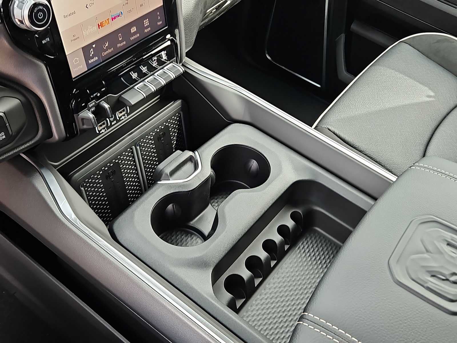 2026 RAM Ram 2500 RAM 2500 LARAMIE CREW CAB 4X4 6'4' BOX